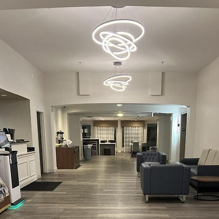 Wingate By Wyndham Dublin Near Claytor Lake State Park Bagian luar foto