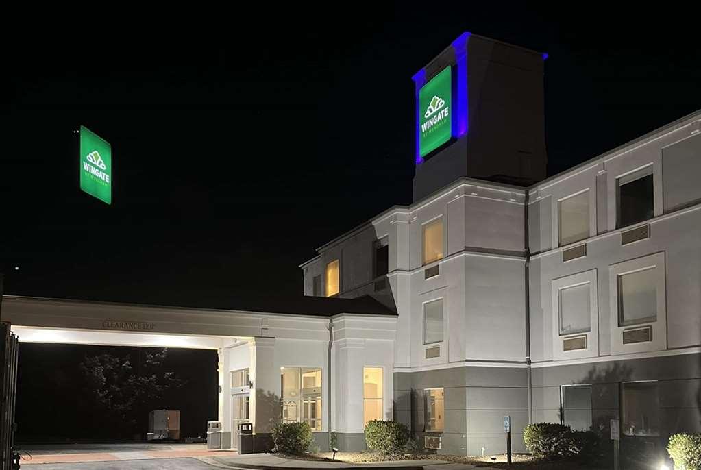 Wingate By Wyndham Dublin Near Claytor Lake State Park Bagian luar foto